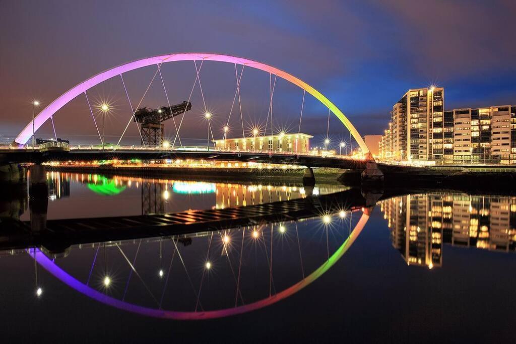 Fabulous Location, One Bedroom West End Flat, Just Off Byres Rd, Close To Sec & Hydro Glasgow Extérieur photo