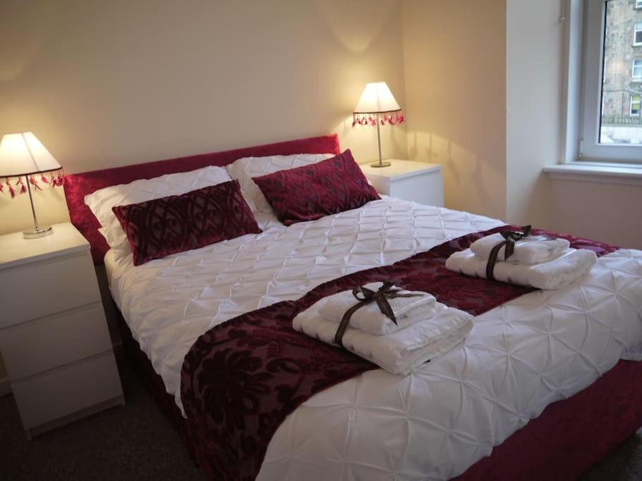 Fabulous Location, One Bedroom West End Flat, Just Off Byres Rd, Close To Sec & Hydro Glasgow Extérieur photo